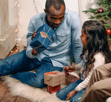 Media Child Custody Lawyers offer advice on co-parenting during the holiday season. 
