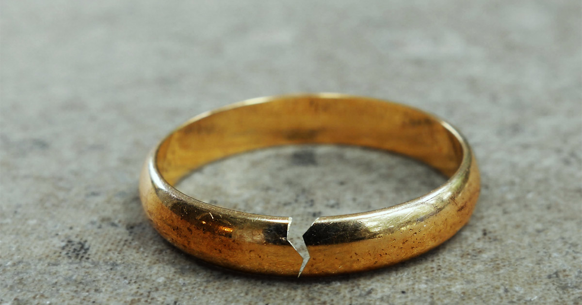 Does Cohabitation Before Marriage Increase the Likelihood of Divorce?