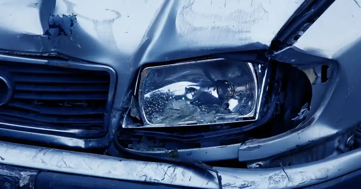 Should You Move Your Car After a Minor Accident?